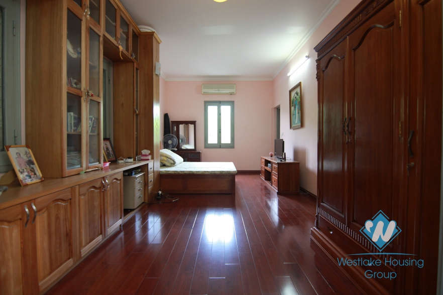 Spacious villa with 500 sqm living space for rent in Tay Ho, Hanoi